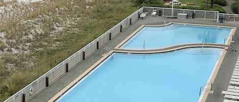 The Swimming Pool
