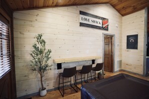 Computer/Work/Entertainment area