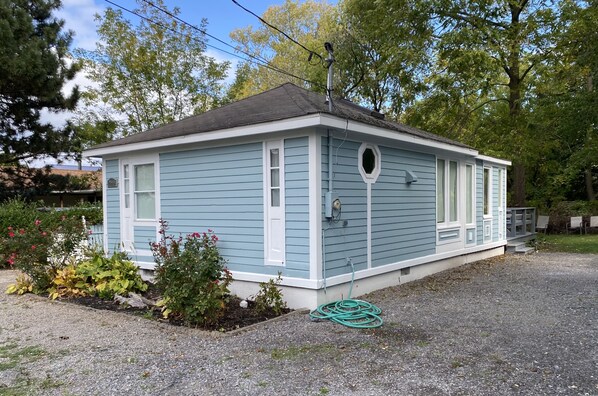 Main Cottage 