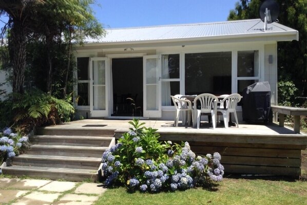 Front deck