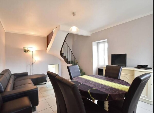 Living room (1)