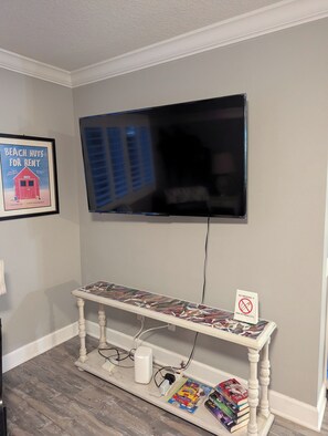 Roku TV for Streaming