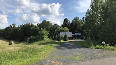 Tiny Home on Snowshoe Creek & Little Wood Lake (RV parking with power)