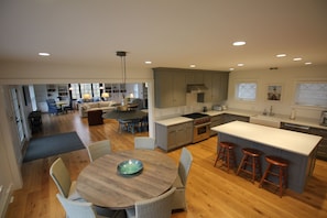 Open Kitchen