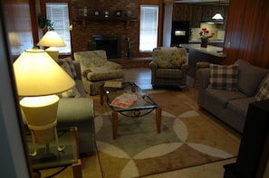 Cozy family room with Fire Place and Satellite TV!
Full Kitchen!