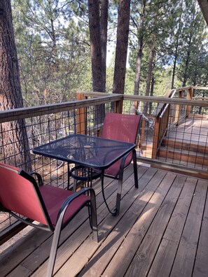 Extra seating area for a morning cup of coffee or a quiet conversation.