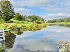 Private 7 Acre Lake to kayak and fish in