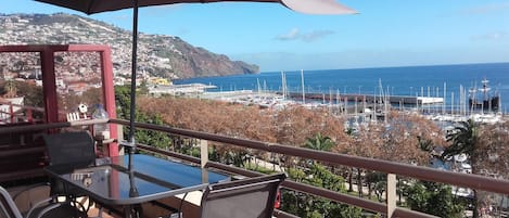 Amazing View Over the Marina Funchal 270º View 