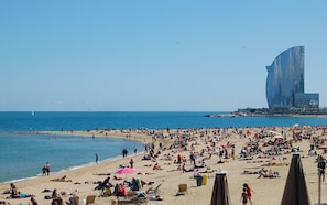 Barceloneta Beach at 10 minutes by bus! The bus stop is at 3 mins walking!