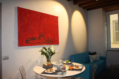 Borgo San Leonardo is located in the historic center of Bergamo,