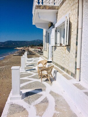 potokaki beach samos island aegean sea greece villa hotel apartment studio