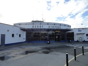 Kerry Airport -- 30 mins drive from the cottage.