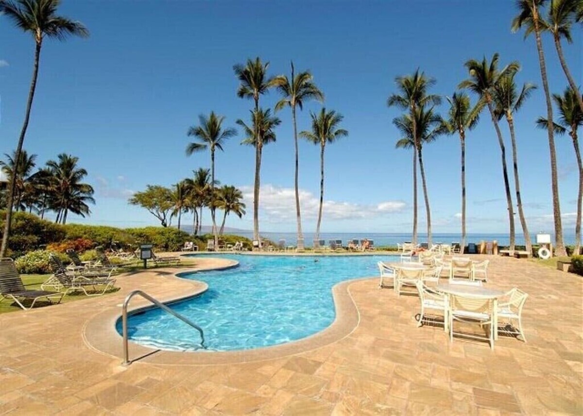 14D Panoramic ocean view, beautiful sunset every night. Best in Ekahi!