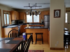 Kitchen/Dining areas