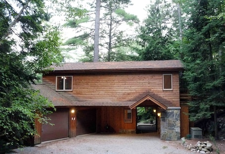 Oseetah Lake Loft