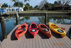 4 kayaks
