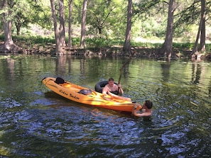 Sparkling Frio - DEEP water!