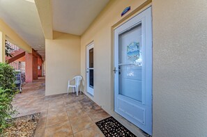 Entrance to Condo in Paradise