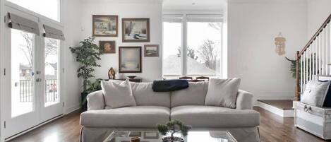 Main Floor Living Room w/Sleeper Sofa and Smart TV
