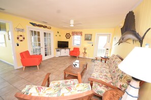 spacious living room