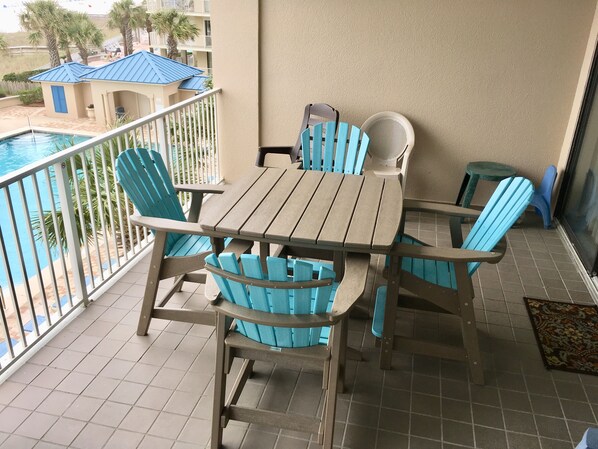 Patio furniture with Captain's chairs