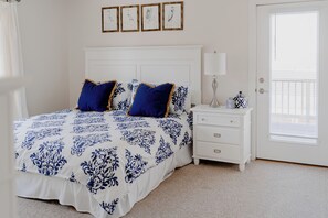 Primary bedroom, king bed, smart TV.  