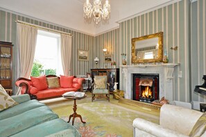 Luxurious living room with vaulted ceilings, beautiful Irish fine furnishings