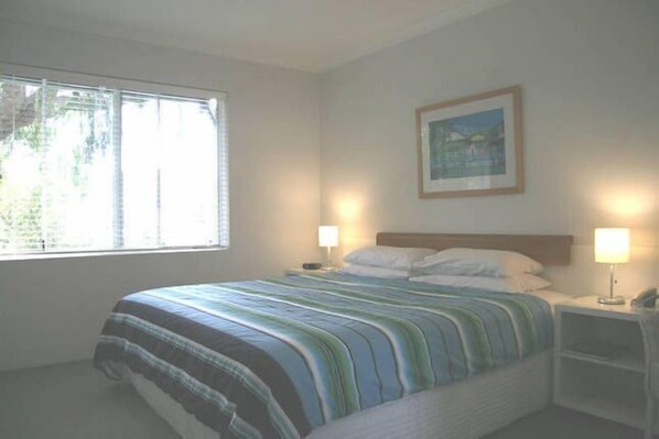 Main bedroom with ensuite