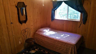 Clear View Retreat: Cabins in the woods near Obed, Catoosa, Crossville, & more