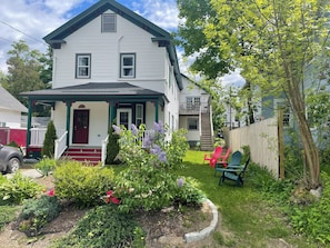 3 unit house with shared yard and garden