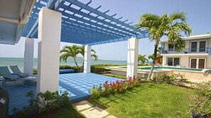 Beautiful tropical grounds in a private setting.
