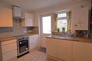The brand new kitchen.