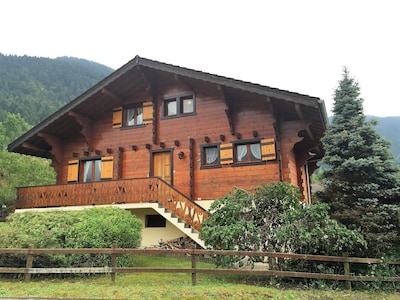 Spacious Savoyard Chalet for Winter Ski/Summer Sun, Great for Families & Friends