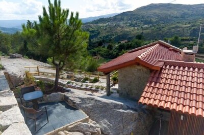 Self catering Lugar de Oucias, Carralcova for 2 people