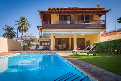 Villa Limonero Luxury Private  - heatable Pool, BBQ, central, WIFI.