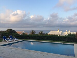 Private pool