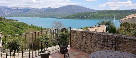 Large terrace with stunning Lake views