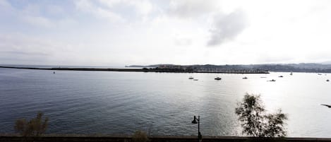 Hondarribia by Basquelidays