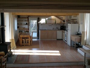 Kitchen Dining area