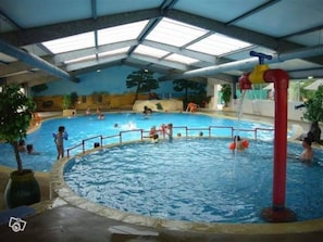 PISCINE COUVERTE/BASSIN ENFANT/JACUZZI