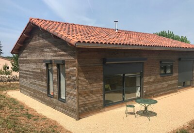 Hübsches neues Holzhaus / Limogne en Quercy
