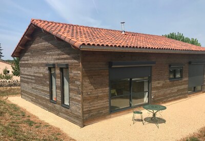 Hübsches neues Holzhaus / Limogne en Quercy