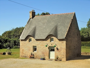 Sweet Chestnut Cottage