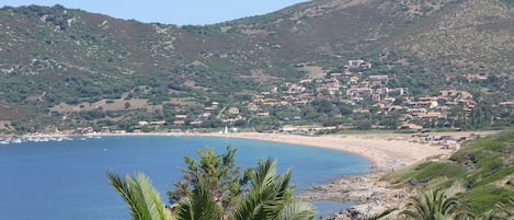 La plage vue de la maison