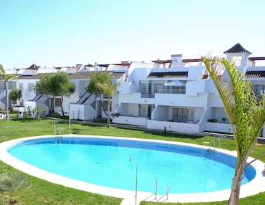 La Hacienda, Luxusapartment im 1. Stock, Islantilla Golf, für 4 Personen