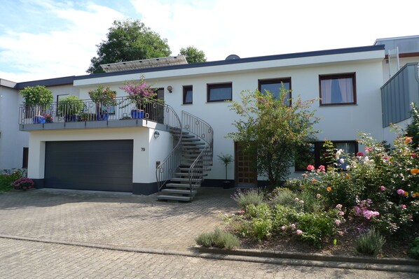 Haus Bifänge 79, mit Ferienwohnung unten rechts