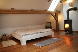 Großes Schlafzimmer