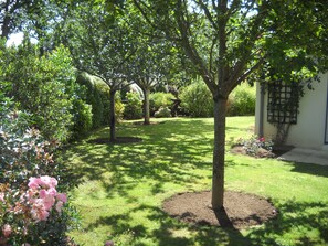 Le jardin devant la maison