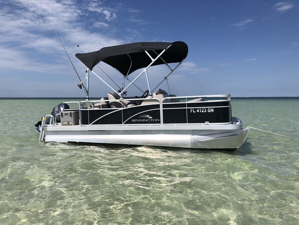 2020 Bennington pontoon with 60hp