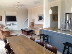 Beautiful, open living / dining area